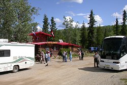 Moose Creek Lodge is a popular stop for 
motorhome caravans and motorcoach tours